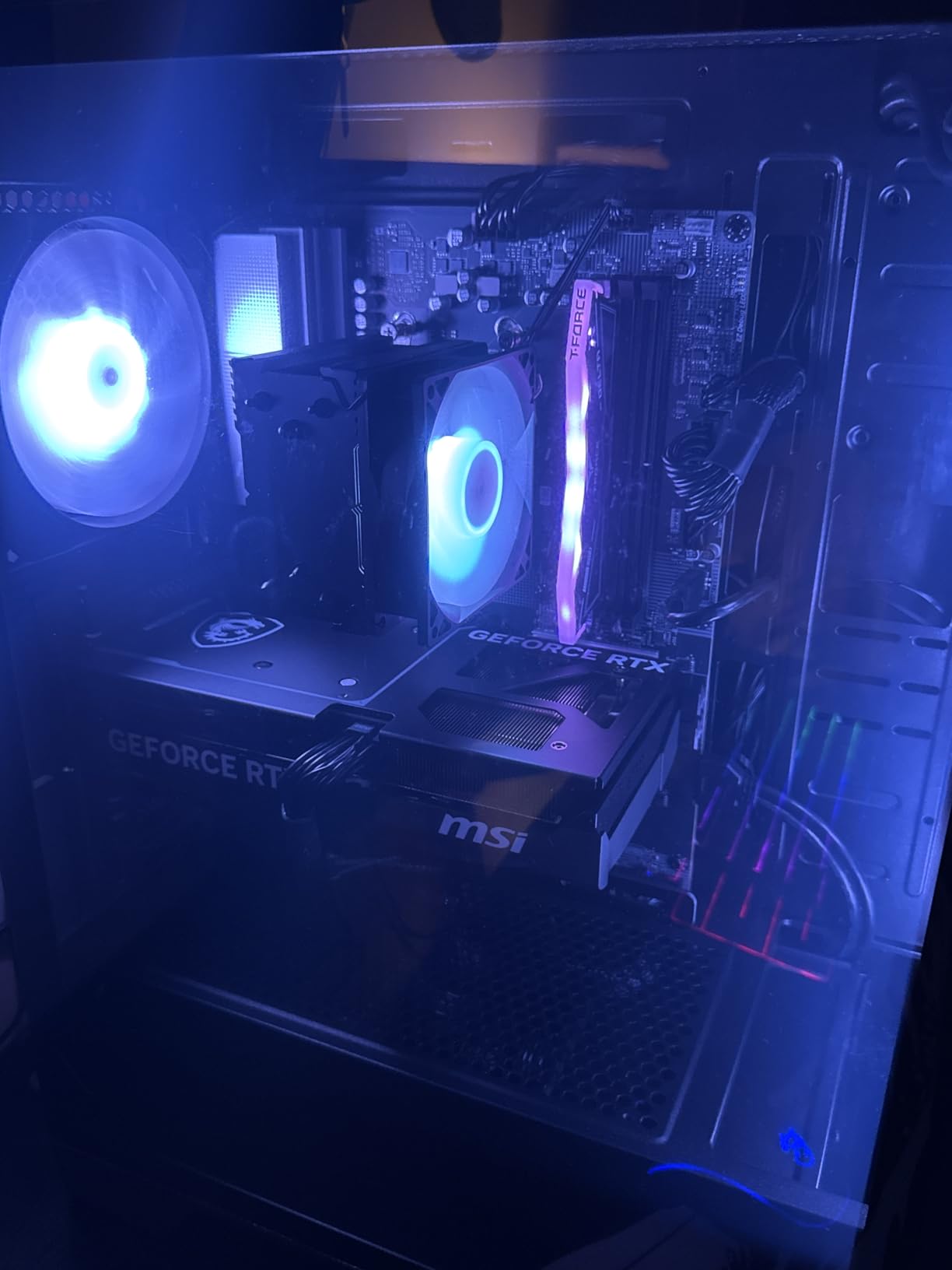 msi Codex Z2 Gaming Desktop, AMD R7-8700F, RTX 5070, 32GB DDR5, 2TB SSD customer photo 2