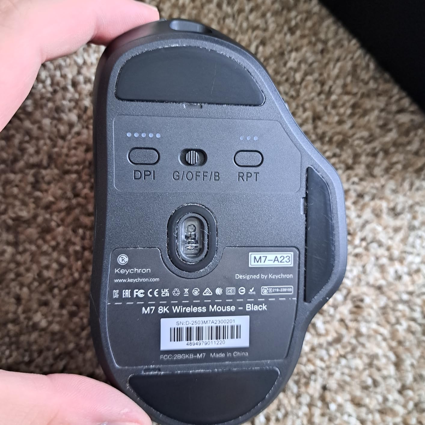 Keychron M7 8K Wireless Mouse, 30K DPI, 2.4 GHz/Bluetooth/Wired, 66g, White customer photo 1
