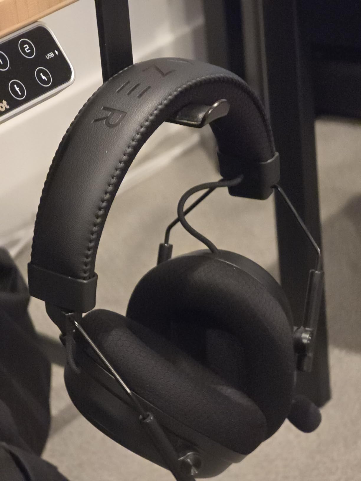 Razer BlackShark V3 Pro Wireless ANC Gaming Headset for PC, Black customer photo 2