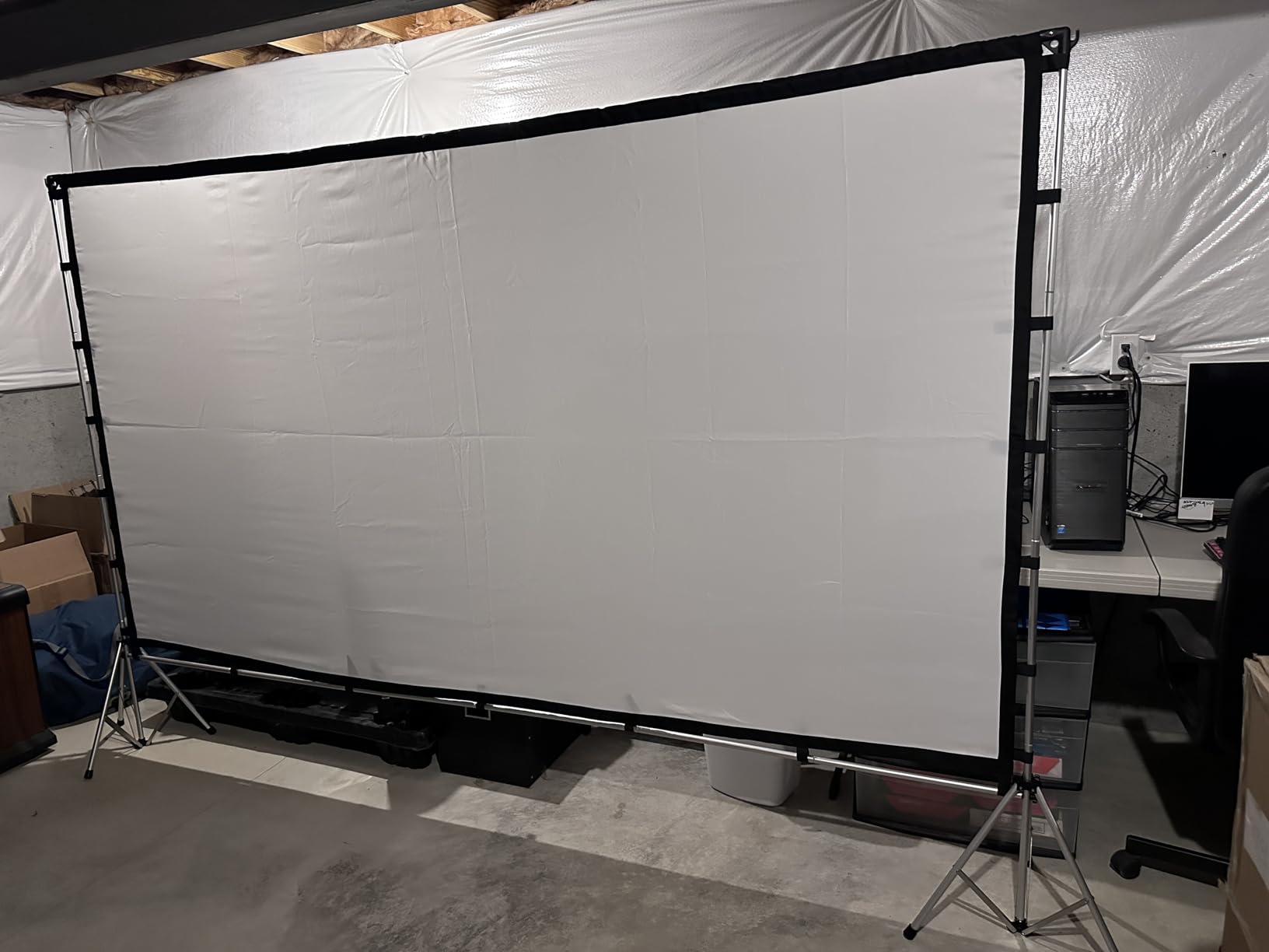 150 Inch Projector Screen with Stand, 16:9 4K HD Portable Outdoor/Indoor Movie Screen, Anti-Wrinkle Polyester Fabric with Carry Bag for Home Theater Backyard Camping customer photo 2