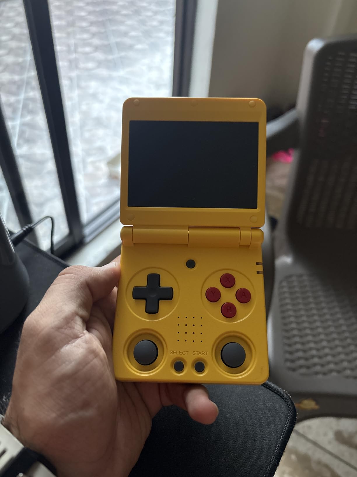 Anbernic RG34XXSP Retro Handheld Game Console RG34XX SP Retro Gaming Console with 64G Preloaded 5000+ Games,3300 mAh Battey, Portable Pocket Arcade Support 30+ Simulators 5G WiFi Bluetooth HD Indigo customer photo 2