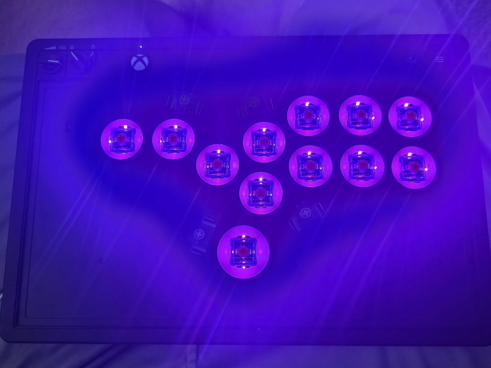 8BitDo All-Button Arcade Controller for Xbox Series X|S, Xbox One & PC customer photo 1