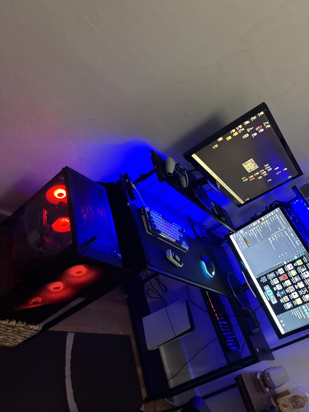 msi Codex R2 Gaming Desktop, Intel i5-14400F, RTX 5060, 16GB DDR5, 1TB SSD customer photo 2
