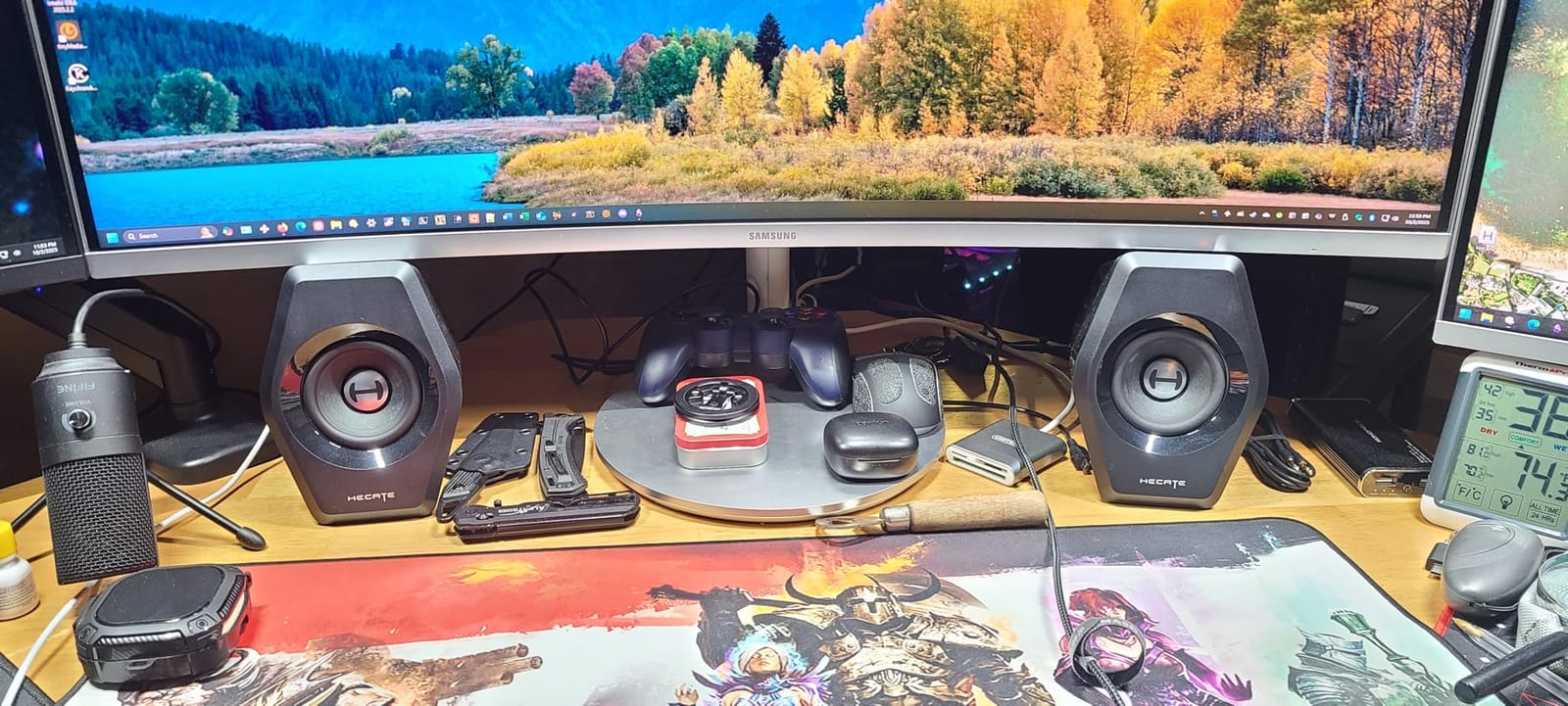 Edifier G2000 Pro 2.0 RGB Gaming Speakers with 64W Peak Power, Black customer photo 2