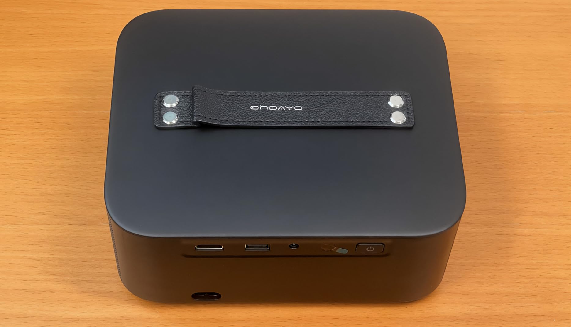ONOAYO Outdoor-Projector-4K with AI Auto Focus,50WDolby Audio,Built-in Apps customer photo 1