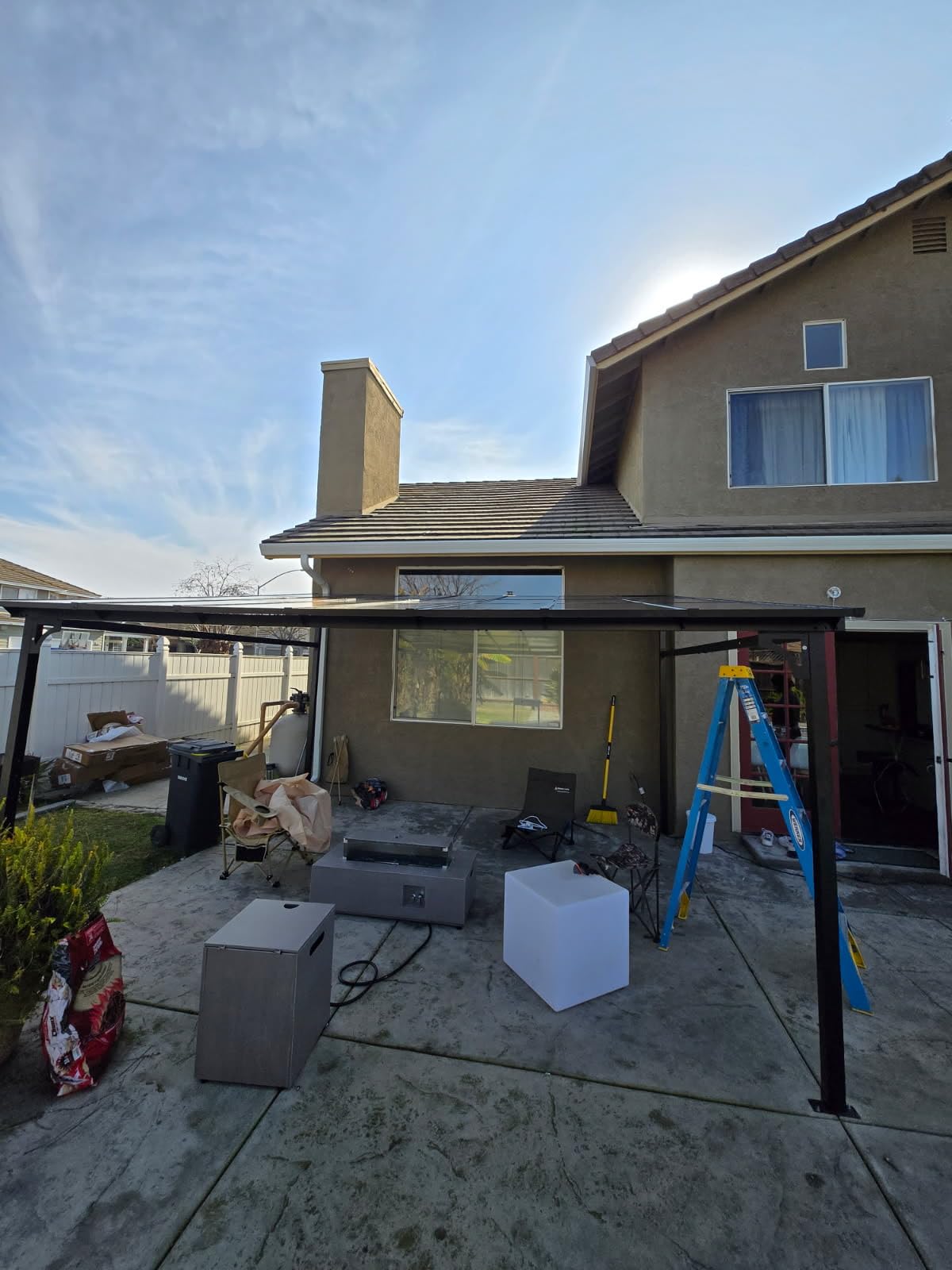 GarveeLife 12x14 ft Wall-Mounted Lean-to Gazebo, Aluminum Frame & Polycarbonate Roof - Outdoor Patio Cover for Deck, Yard, Party (UV-Resistant & All-Weather) customer photo 1