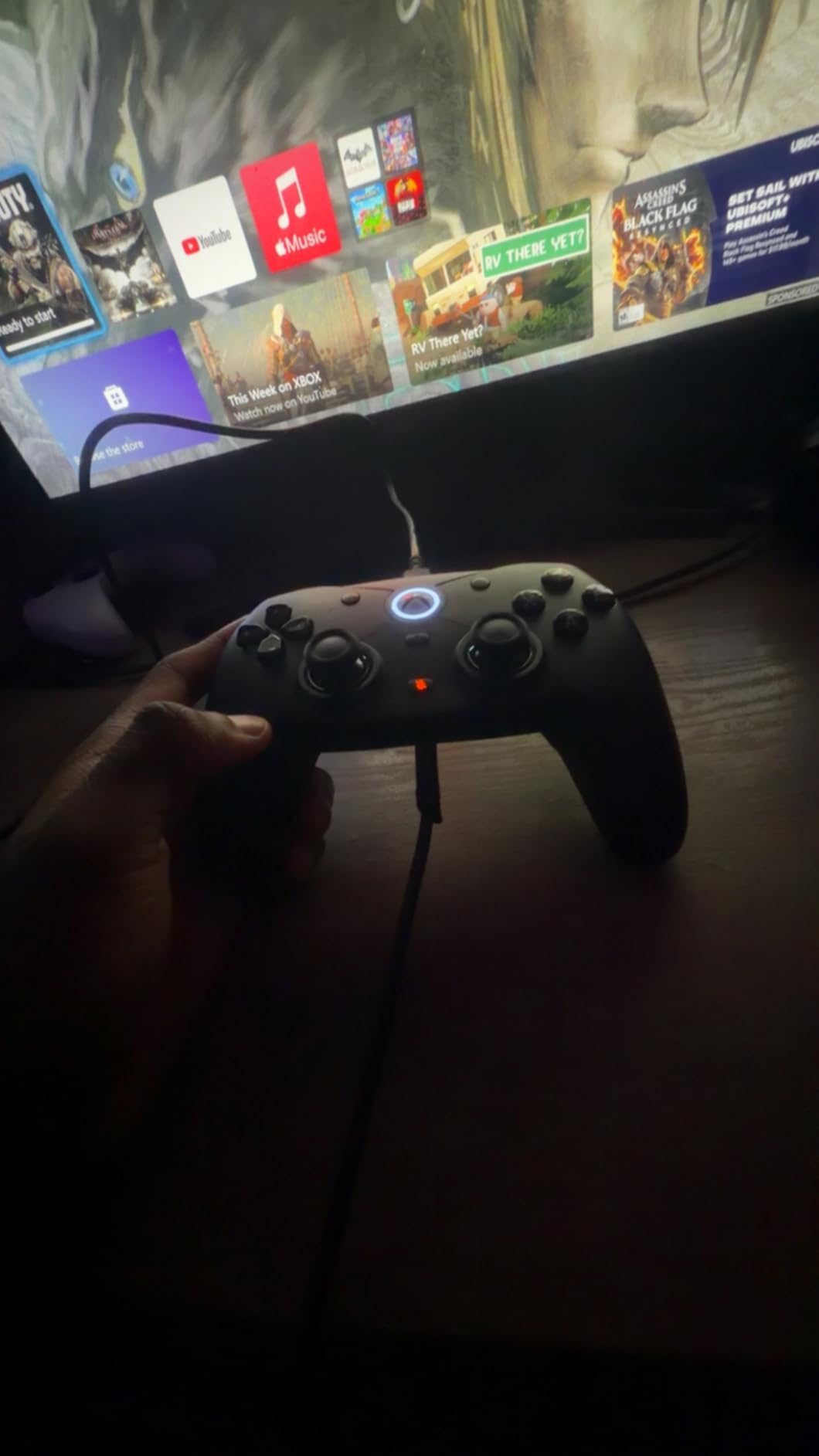 Hyperkin The Competitor Wired Controller for XBOX Series X|S, XBOX One & PC with Hall Effect Joysticks & Impulse Triggers, Symmetrical Layout & Precision D-Pad - Officially Licensed XBOX - White customer photo 1