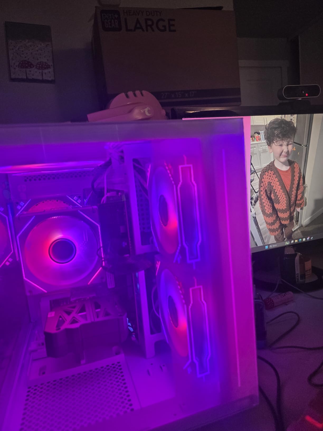 suevery Prebuilt Desktop Computer Gaming PC Black customer photo 1
