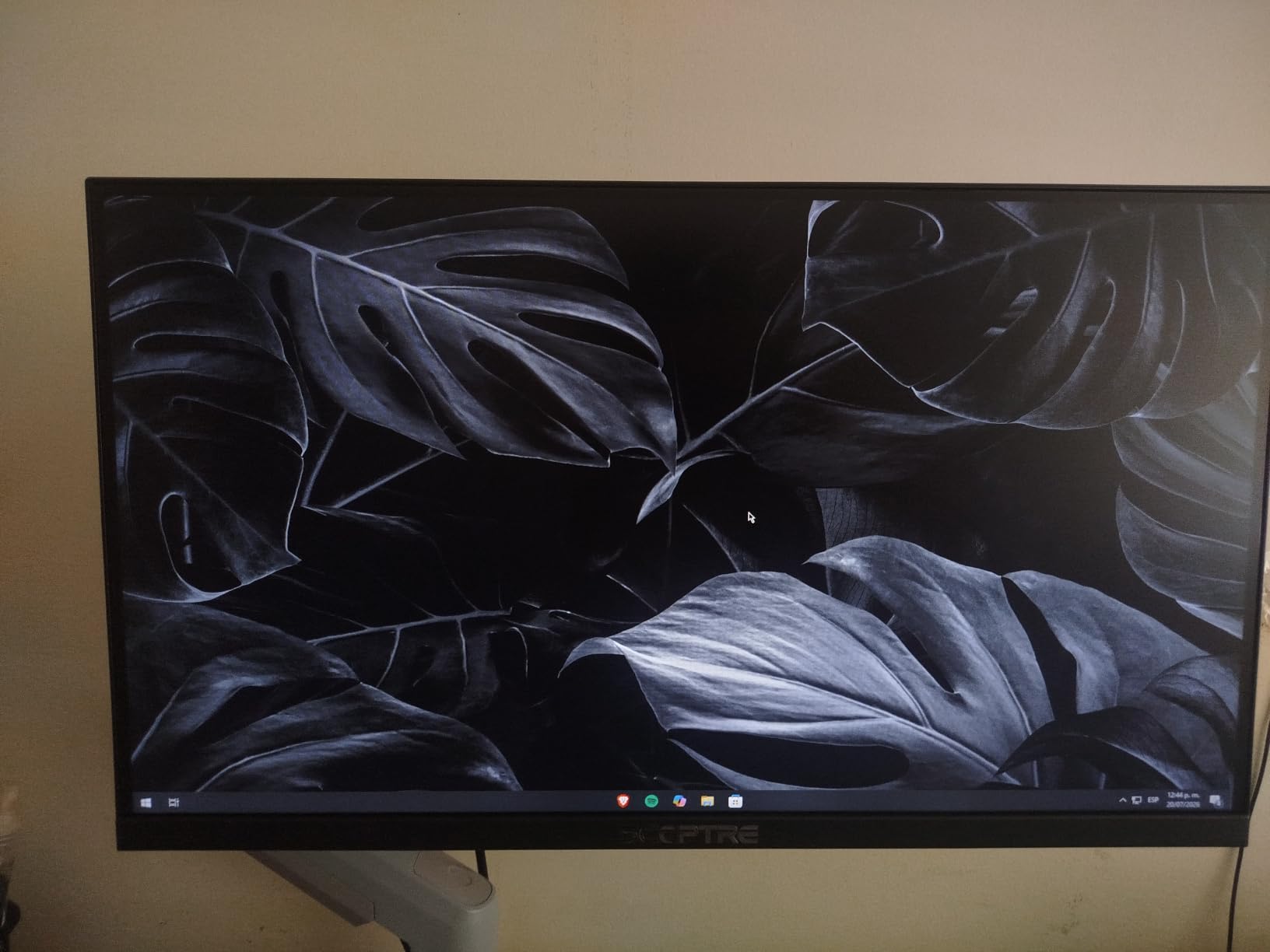 Sceptre New 22-Inch Gaming Monitor, FHD 1080p, Up to 144Hz, HDMI, DisplayPort, Built-in Speakers, Machine Black (E225W-FW144 Series, 2026) customer photo 2