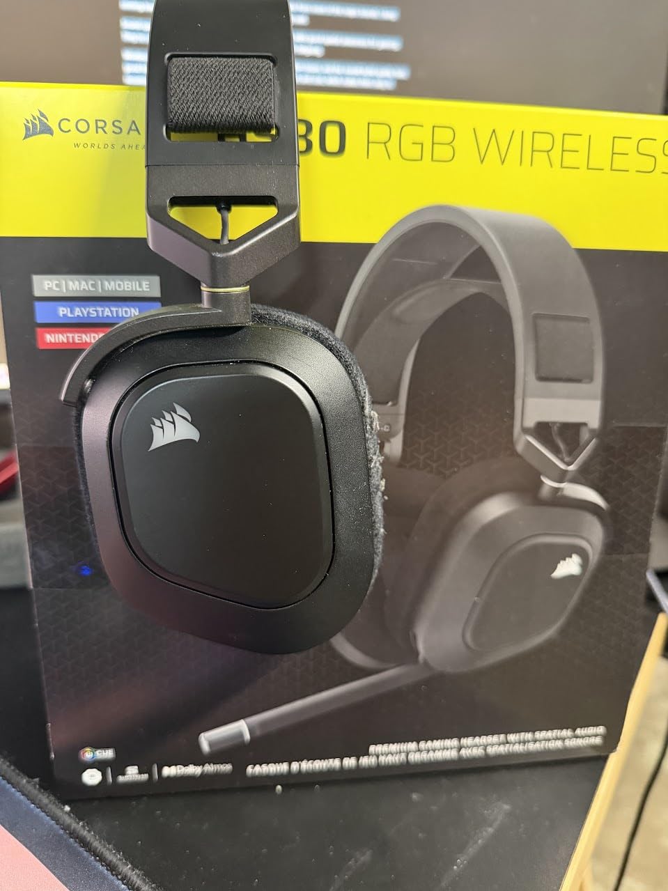 Corsair HS80 RGB Wireless PC PS5 PS4 Mac Gaming Headset – Black customer photo 1