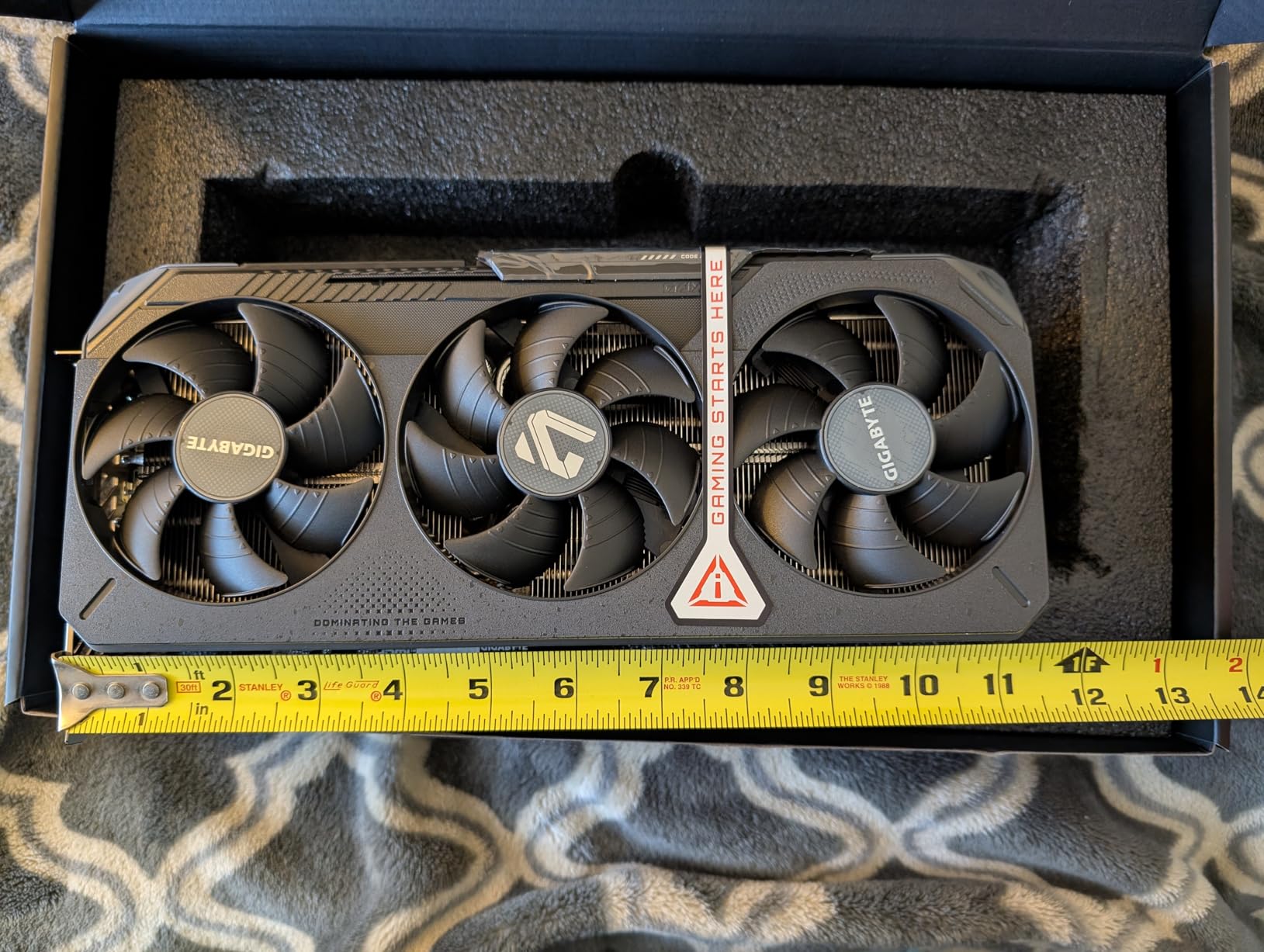 GIGABYTE Radeon™ RX 9070 XT Gaming OC ICE 16G Graphics Card (16GB GDDR6, 256-bit, PCIe 5.0, HDMI/DP 2.1, 2.7 Slot, Hawk Fan, Server-Grade Thermal Gel, Reinforced Structure) customer photo 1