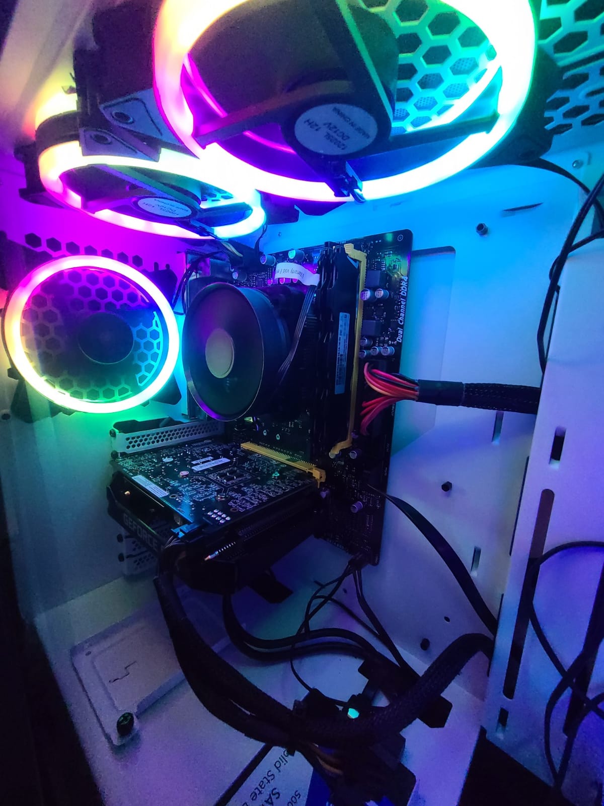 Skytech Gaming O11 Vision Gaming PC, AMD Ryzen 7 7700X 4.5GHz, NVIDIA RTX 5070 12GB, X670 Board, 1TB Gen4 NVMe SSD, 32GB DDR5 RAM 5600, 850W Gold ATX 3 PSU, 360 ARGB AIO, Wi-Fi, Win 11, Desktop customer photo 1