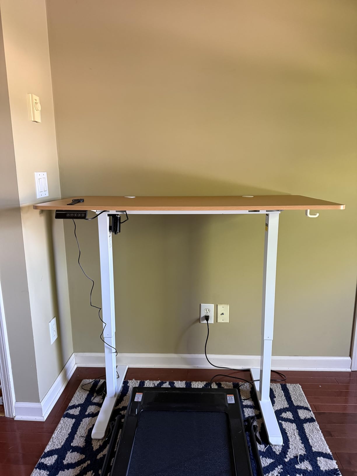 DUMOS 63 Inch Electric Standing Desk, Memory Adjustable Home Office Desk customer photo 1
