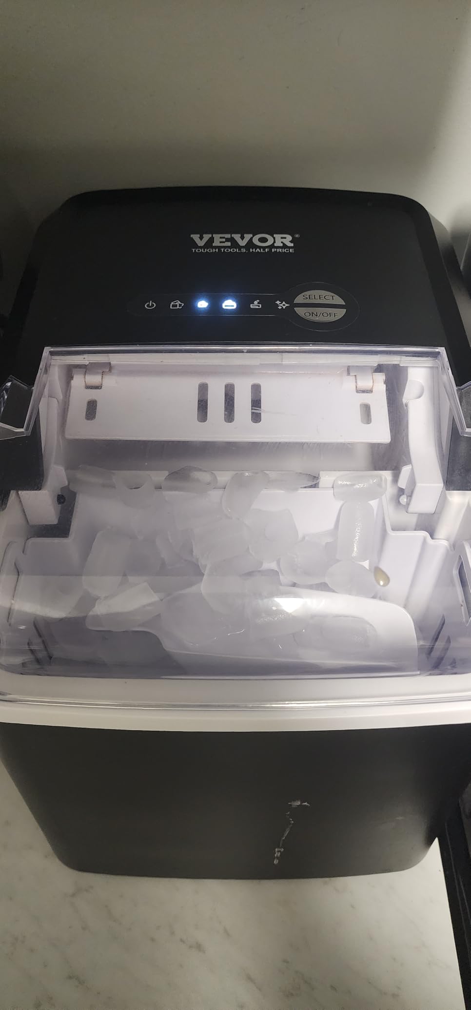 VEVOR Countertop Ice Maker, 44 lbs per Day, Self-Cleaning Portable Machine with Scoop, Nugget Ice Machine with Chewable ICES for Home, Kitchen, Office, Bar & Party, 4 lbs Ice-Storage, Sliver customer photo 1
