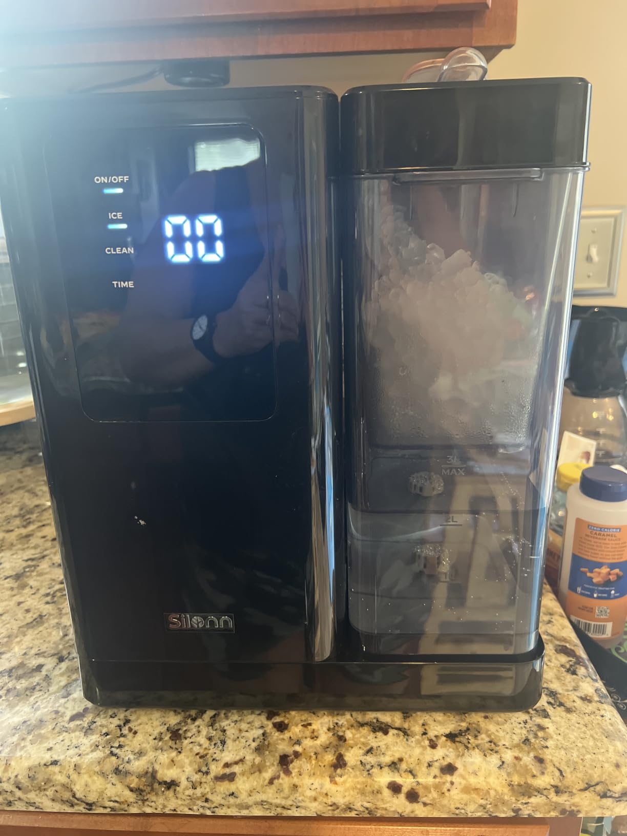 Silonn Nugget Ice Maker Countertop with 3L Detachable Tank, 44 lbs/Day Self‑Cleaning with Timer, Chewable Nugget Ice Machine for Home Bar Party Office, Summer Cold Drinks, Black customer photo 1
