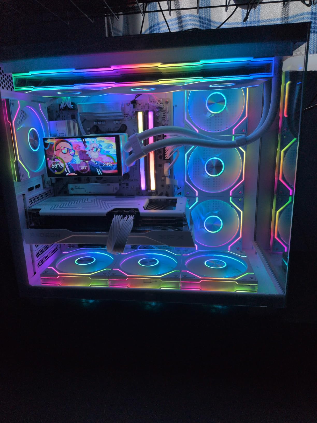 MUSETEX Y6 PC Case, Pre-Installed 7 Infinity Mirror PWM ARGB Fans, ATX Mid Tower Computer Case, Gaming PC Case with Type-C, 270° Full View Tempered Glass, White customer photo 1