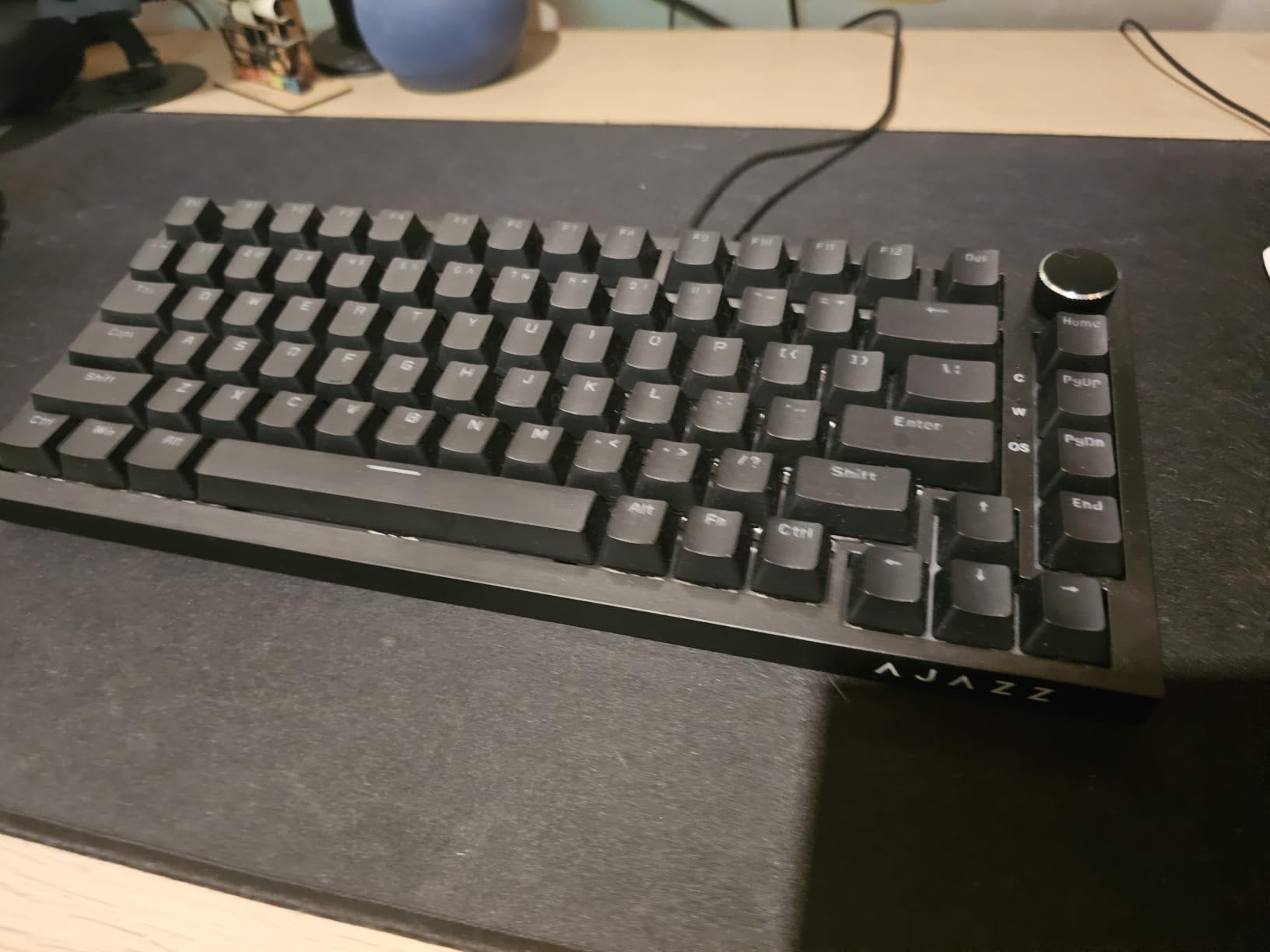 Ajazz AK820 75% Wired Mechanical Gaming Keyboard, Gasket Mounted Hot Swappable Custom Keyboard with Volume Knob, 5-Layer Sound Dampening Padding, PBT Keycaps, 82 Keys, Black customer photo 1
