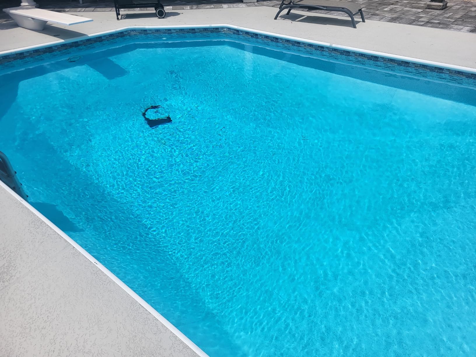 Beatbot Sora 10 Cordless Pool Vacuum Robot for Inground & Above Ground Pools, 6800 GPH Suction, Floor/Wall/Waterline/Shallow Area Cleaning, Waterline Parking, 300 Mins Runtime, Mint Green customer photo 1