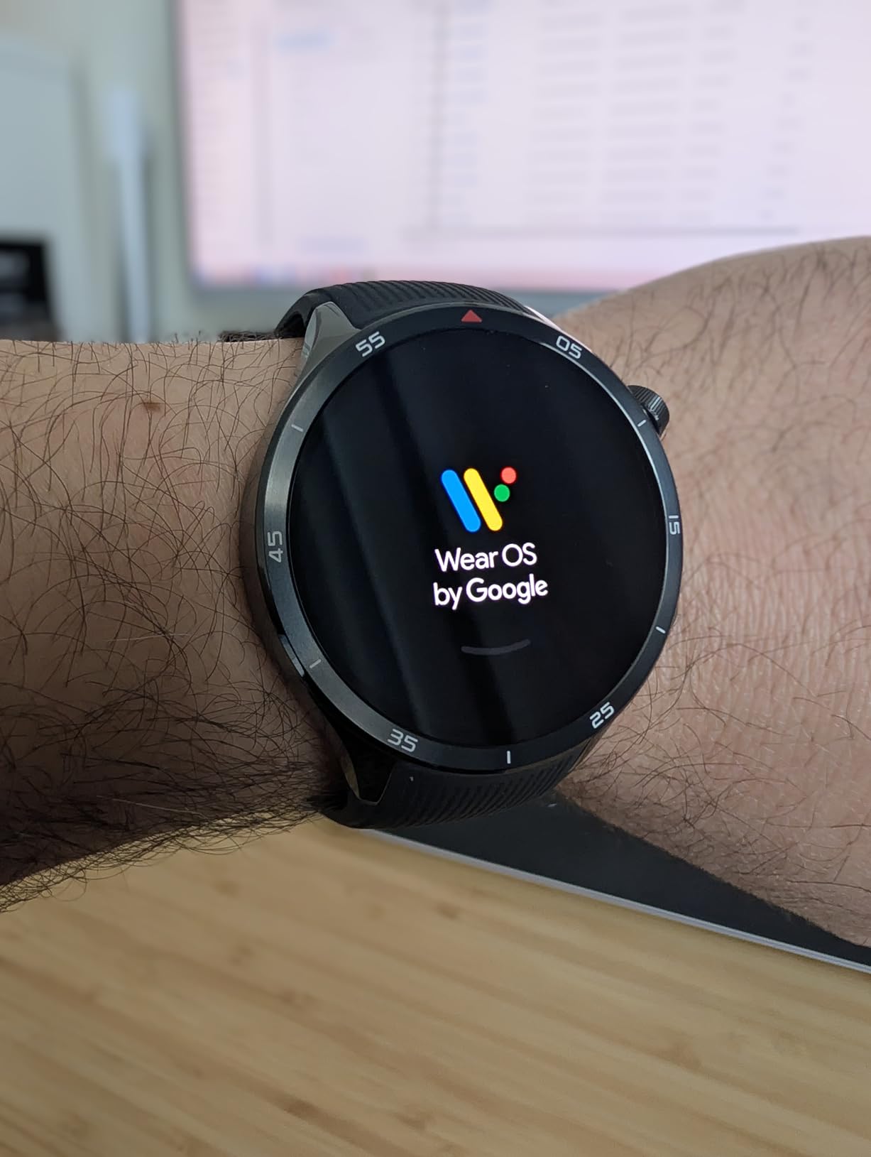 OnePlus Watch4 47mm OLED,43g Ti,16-Day Battery, Health Track, 90+Sports, Green customer photo 2