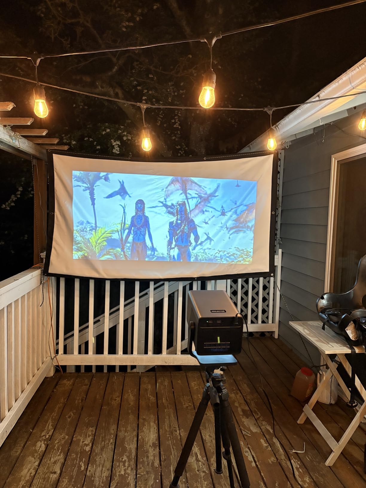 X7 2000 ANSI Smart Projector, 4K/8K Input Support, Native 1080P, 125% sRGB customer photo 1