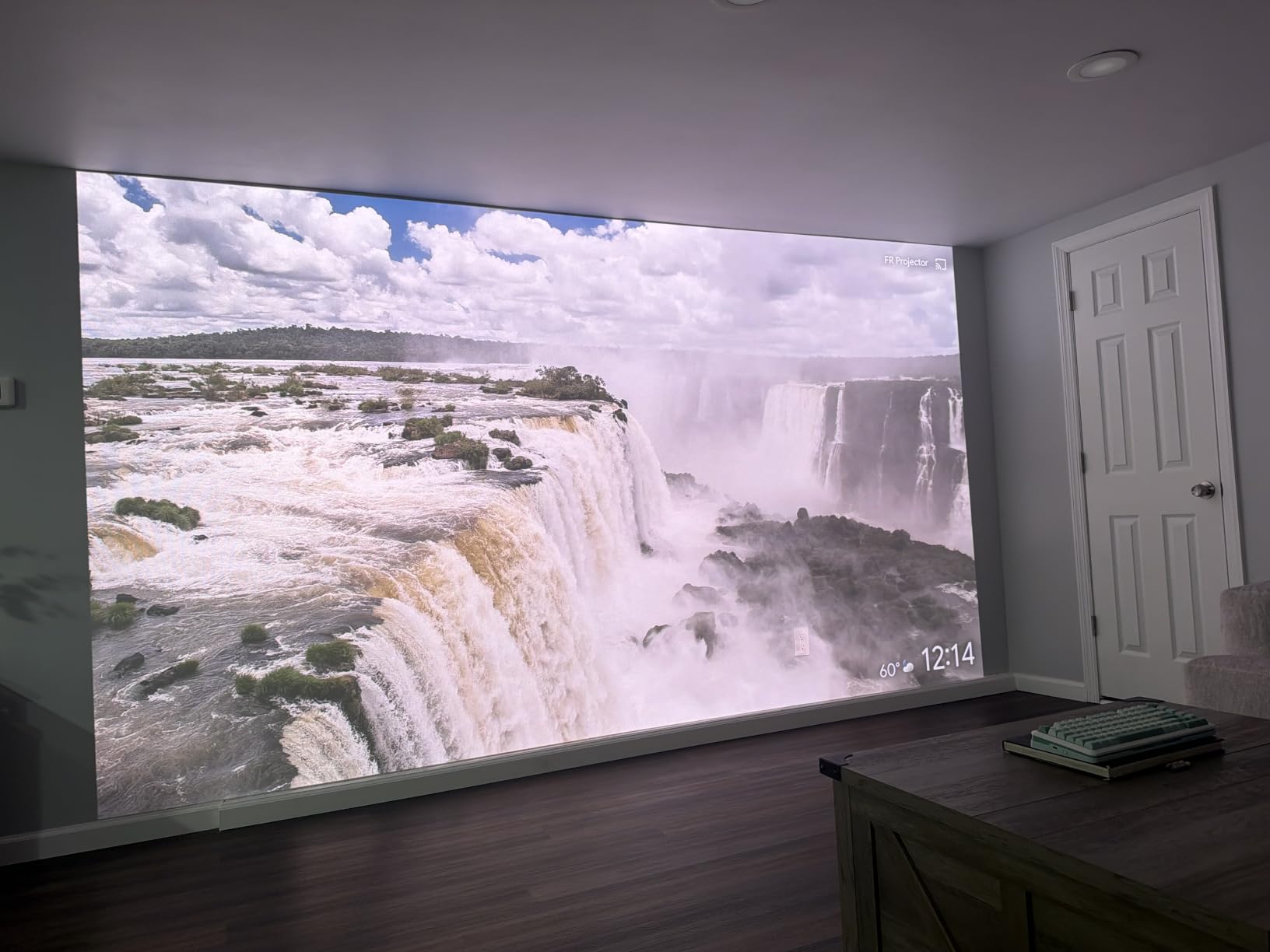 JMGO N3 Ultimate 4K Triple Laser Projector, 5800 ISO Lumens customer photo 2