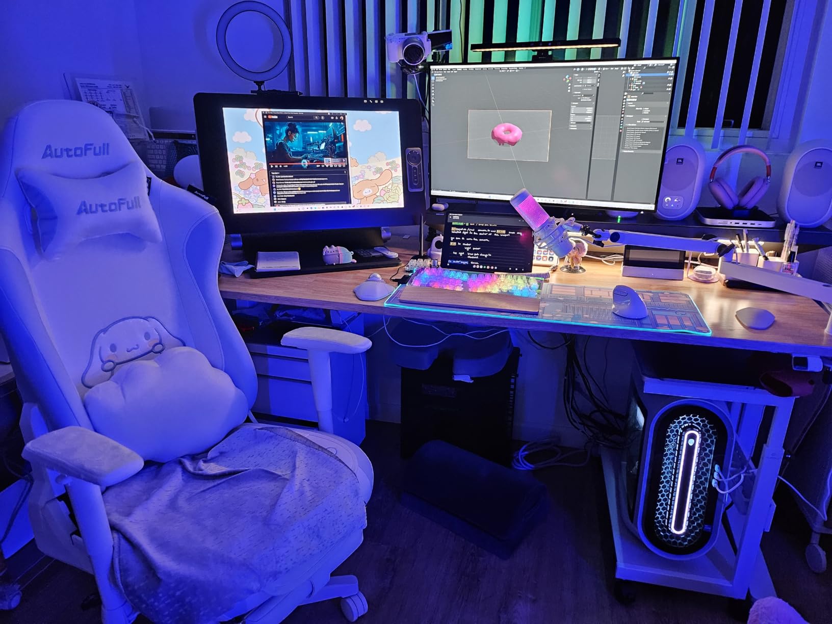 AutoFull M6 Ultra+ 2.0 Gaming Chair – World First with Shiatsu Massage | 720° Mechanical Armrests, Dynamic Lumbar Support, Adjustable Headrest | Ventilated & Heated customer photo 1