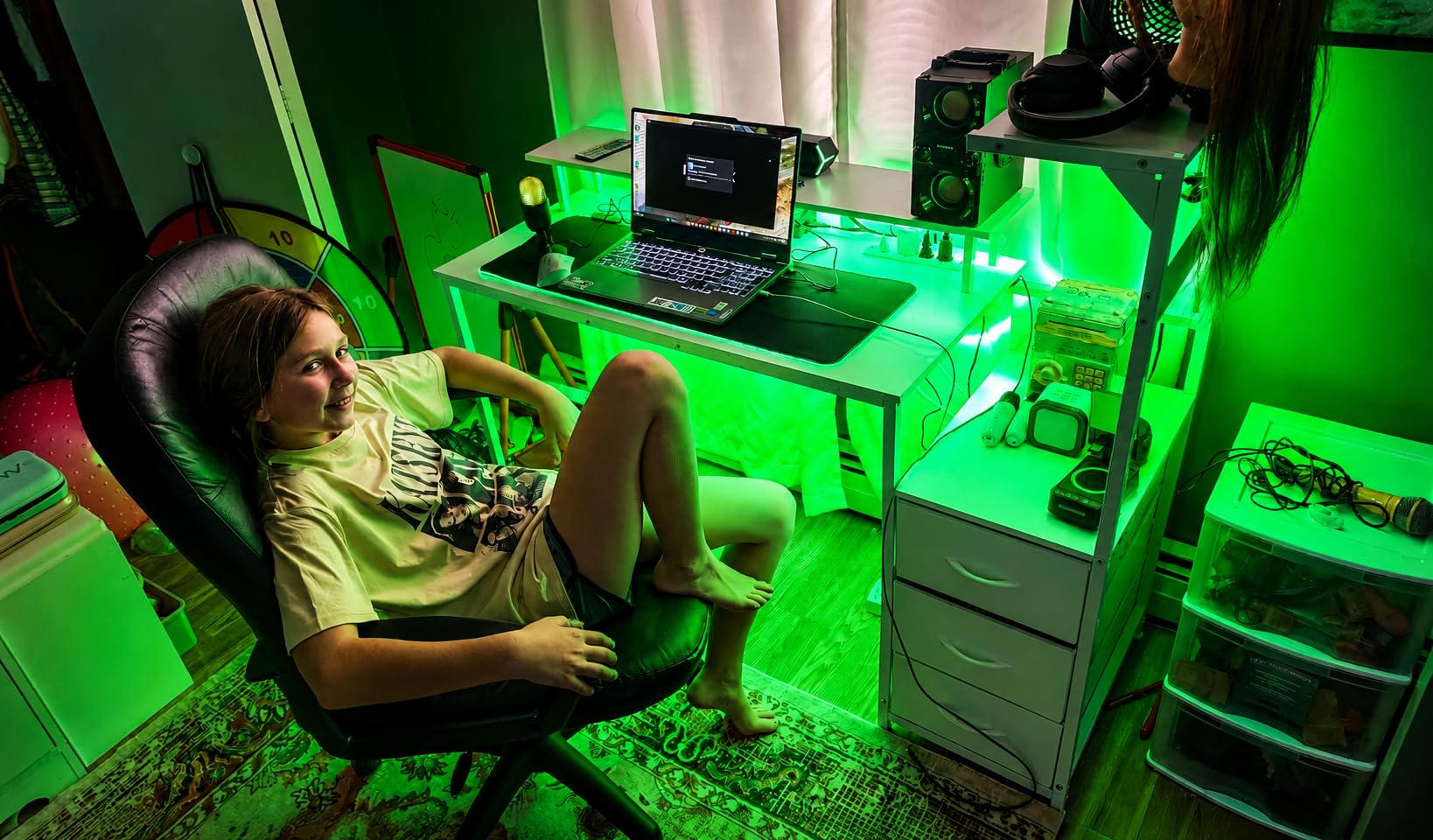 DUMOS 52” Reversible Gaming Computer Desk with Drawers and Power Outlet customer photo 2