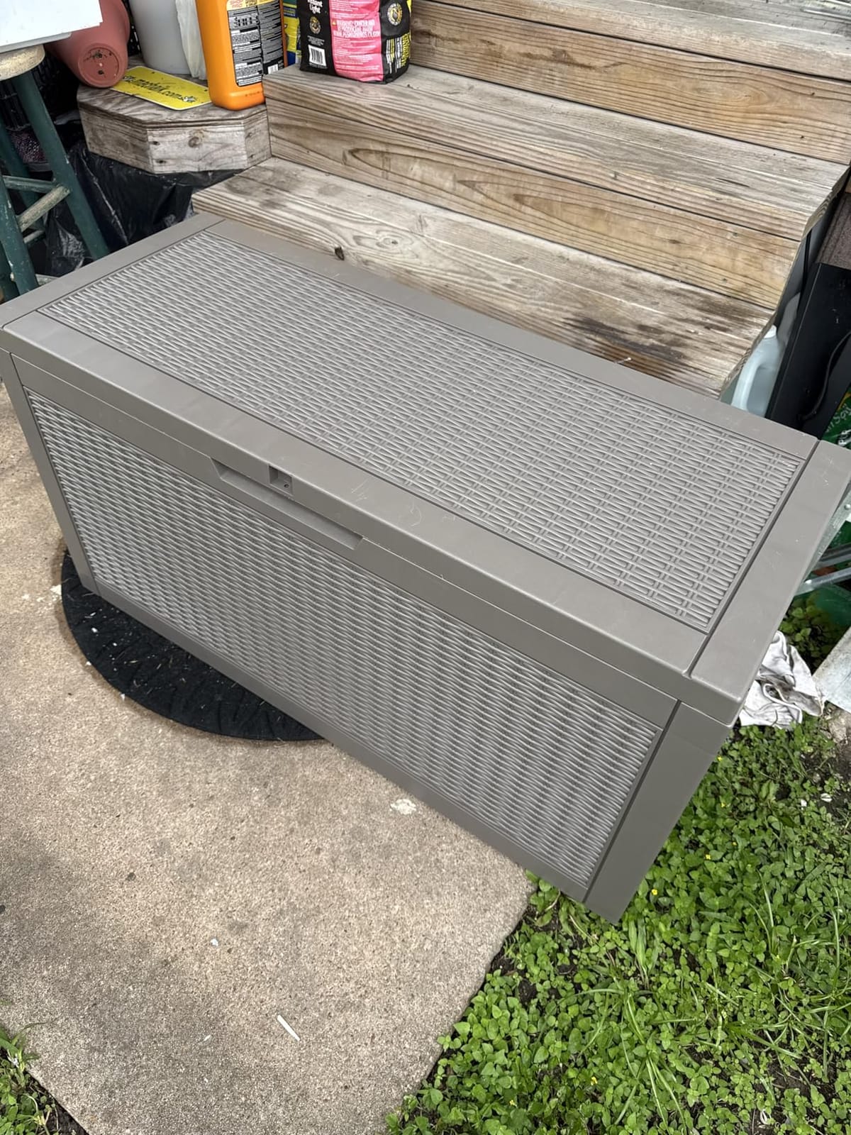 90 Gal Deck Box,Waterproof Resin Outdoor Storage Gas Lift,Lockable Black customer photo 1