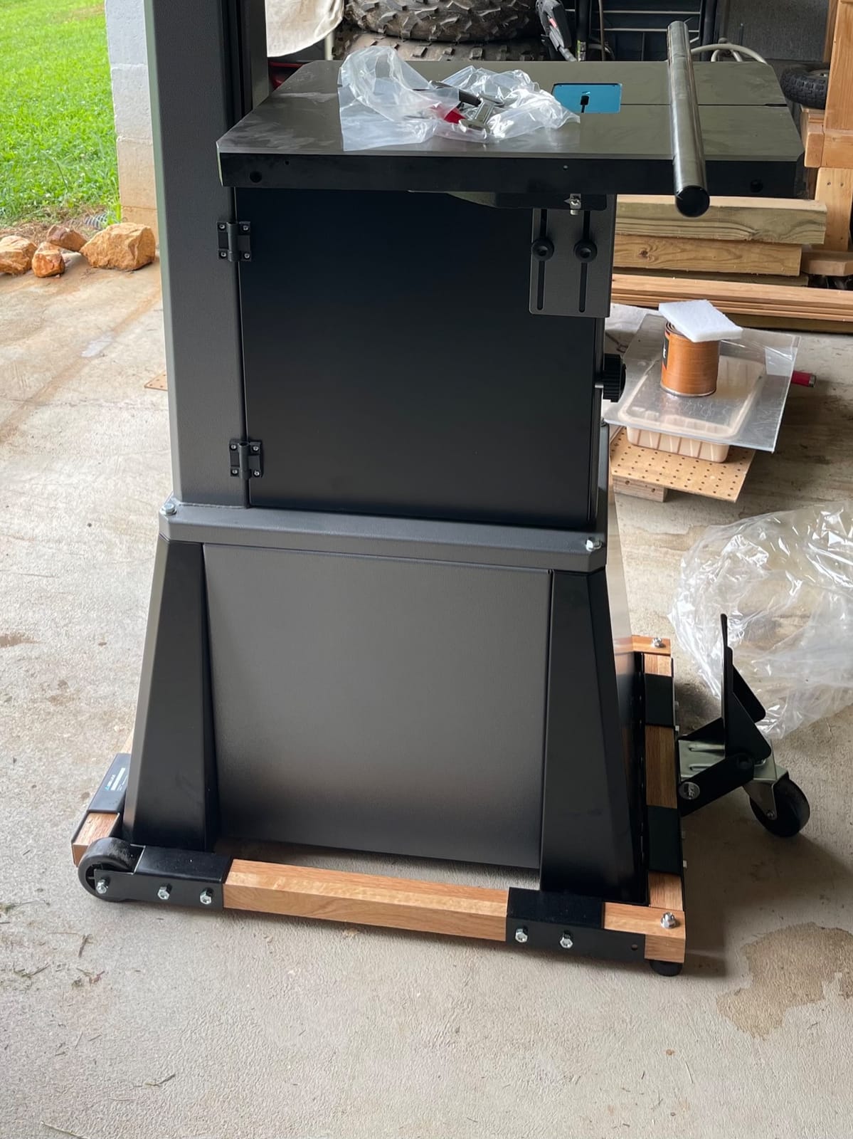 Delta 50-345 Universal Mobile Base (Wood Not Included) customer photo 2