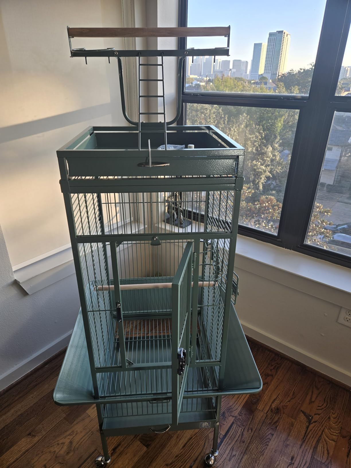 Prevue Pet Products Playtop Bird Home - L, Beige customer photo 2