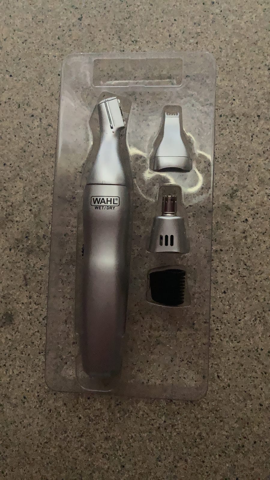 Wahl Battery Men’s Nose Hair Trimmer - Eyebrows, Neckline, Nose & Ear Hair customer photo 2