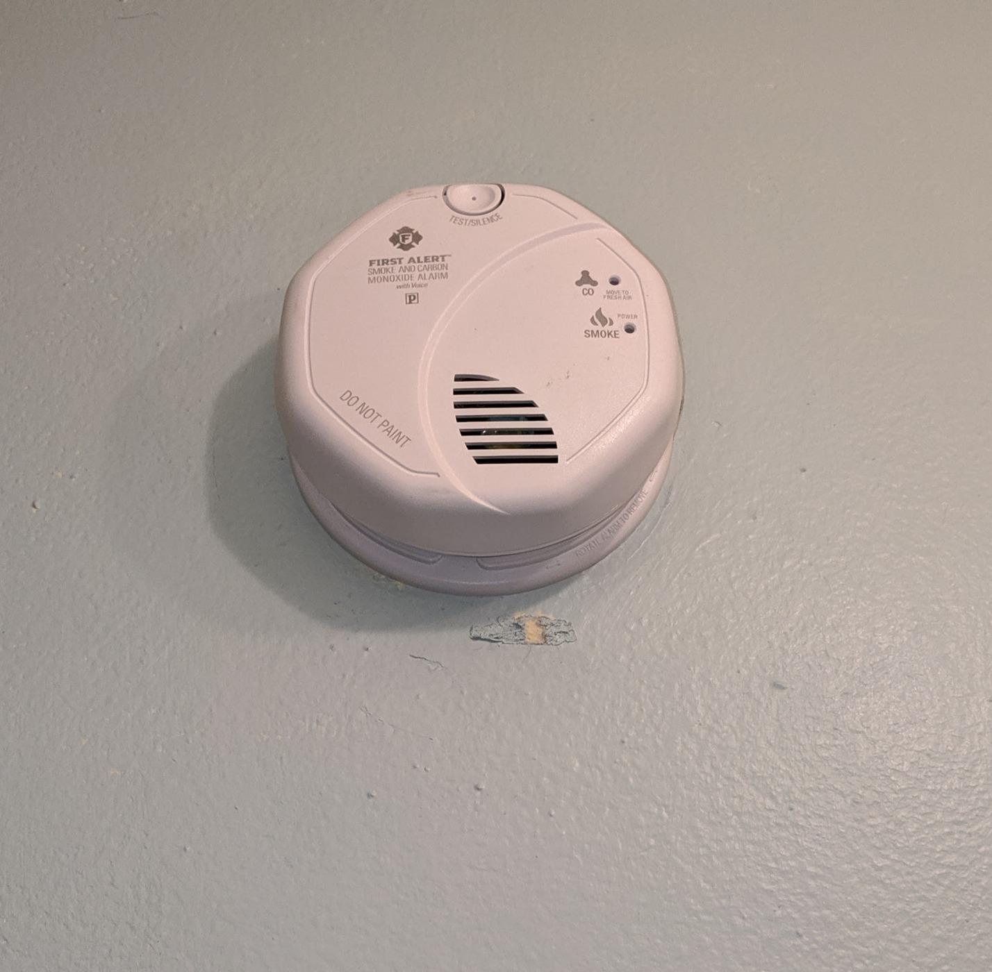 FIRST ALERT Battery Powered BRK SC7010BV Hardwired Talking Photoelectric Smoke and Carbon Monoxide (CO) Detector , White customer photo 2