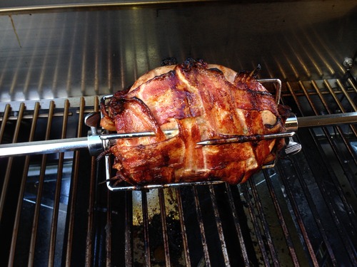 OneGrill Heavy Duty Chrome Universal Grill Rotisserie Kit with 13 Watt 50 lb. Stainless Electric Motor - 37 X 1/2 Inch Hexagon Spit Rod (Grills Up to 28 Inches Wide) Not for Weber. customer photo 1