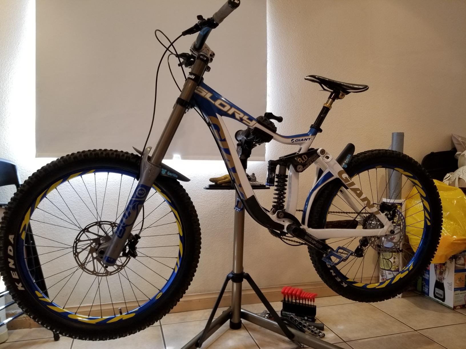 BikeHand Bike Repair Stand - Home Portable Bicycle Mechanics Workstand - for Mountain MTB Road Bikes Maintenance - Max. 55 lbs customer photo 2