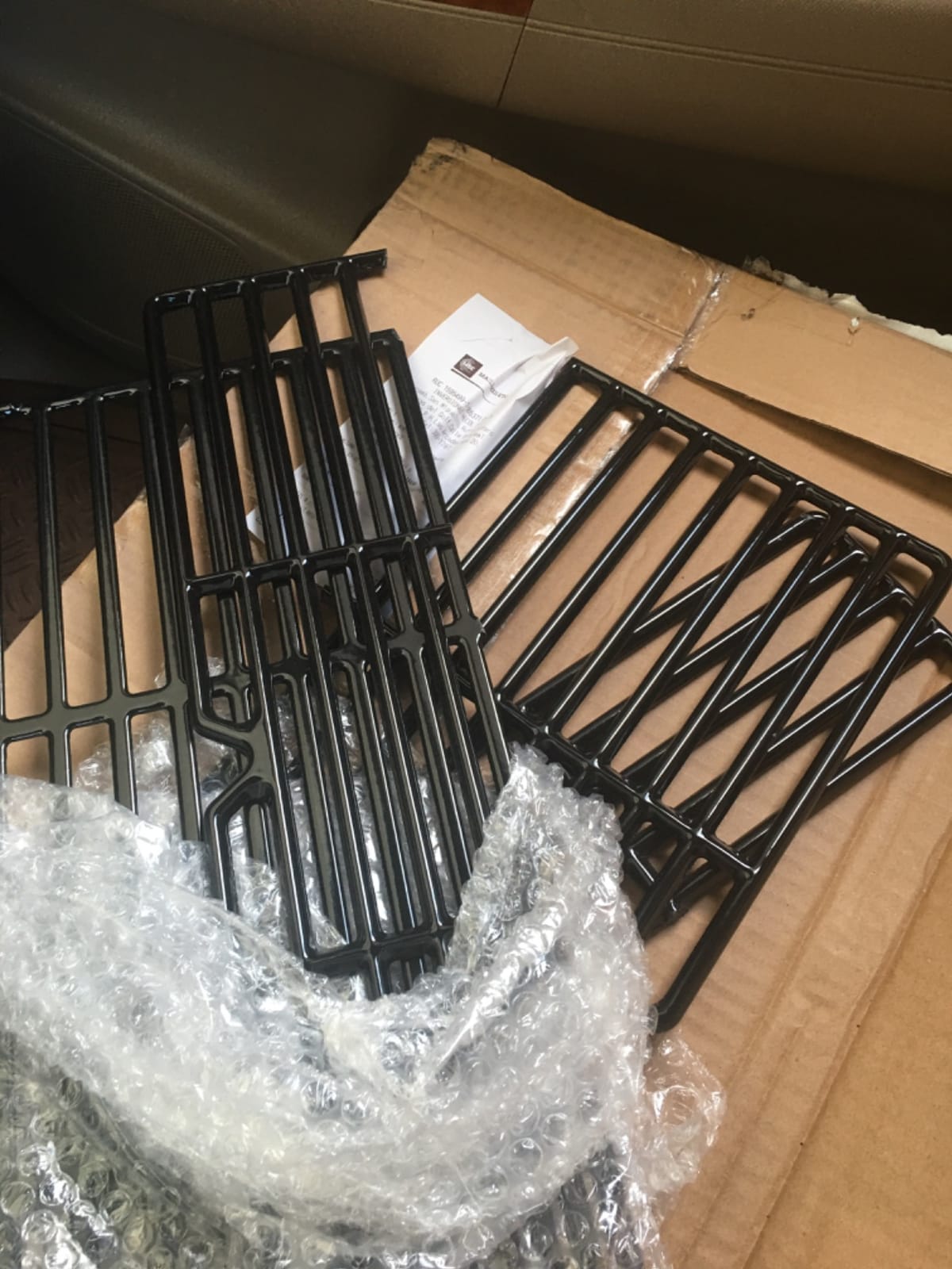 Parts DC107 19 1/4 Inch Set of 2 Porcelain Coated Cast Iron Cooking Grid (12 3/8