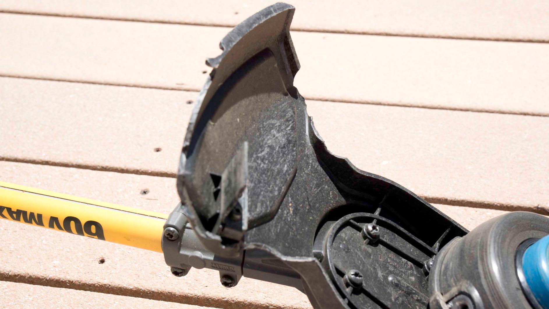DEWALT DCST970B FLEXVOLT 60V MAX Cordless String Trimmer, Tool Only customer photo 2