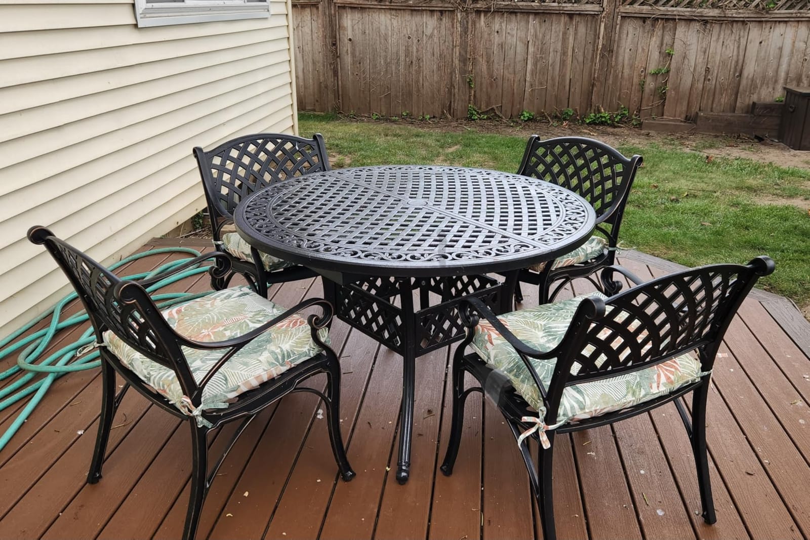 NUU GARDEN Cast Aluminum Patio Dining Chairs with Armrests for Indoor Outdoor Bistro Chairs for Balcony, Backyard, Garden, Black with Bronze Edge customer photo 2
