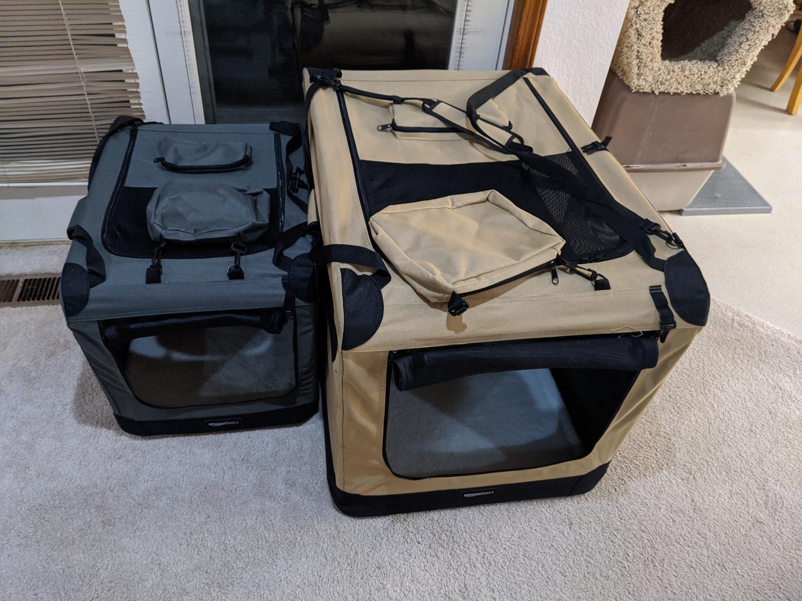 Amazon Basics Portable Folding Soft Pet Dog Crate Carrier Kennel for Large Dogs, Easy to Clean, 36 x 24 x 24 inches, Grey customer photo 1