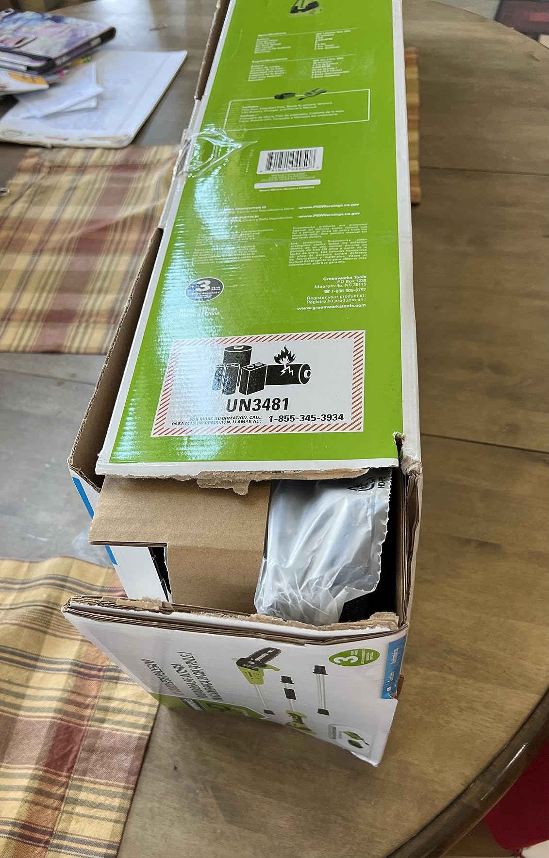 Greenworks 40V 8-Inch Cordless Polesaw, 2.0Ah Battery and Charger Included PS40B210 customer photo 2