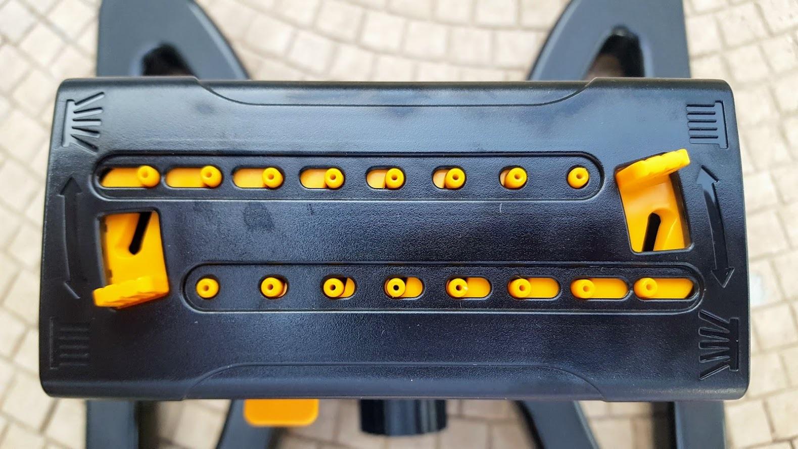 Melnor 65003-AMZ Mini Oscillating Sprinkler with Product Adapter Watering Set, On Base, Black, Yellow customer photo 1