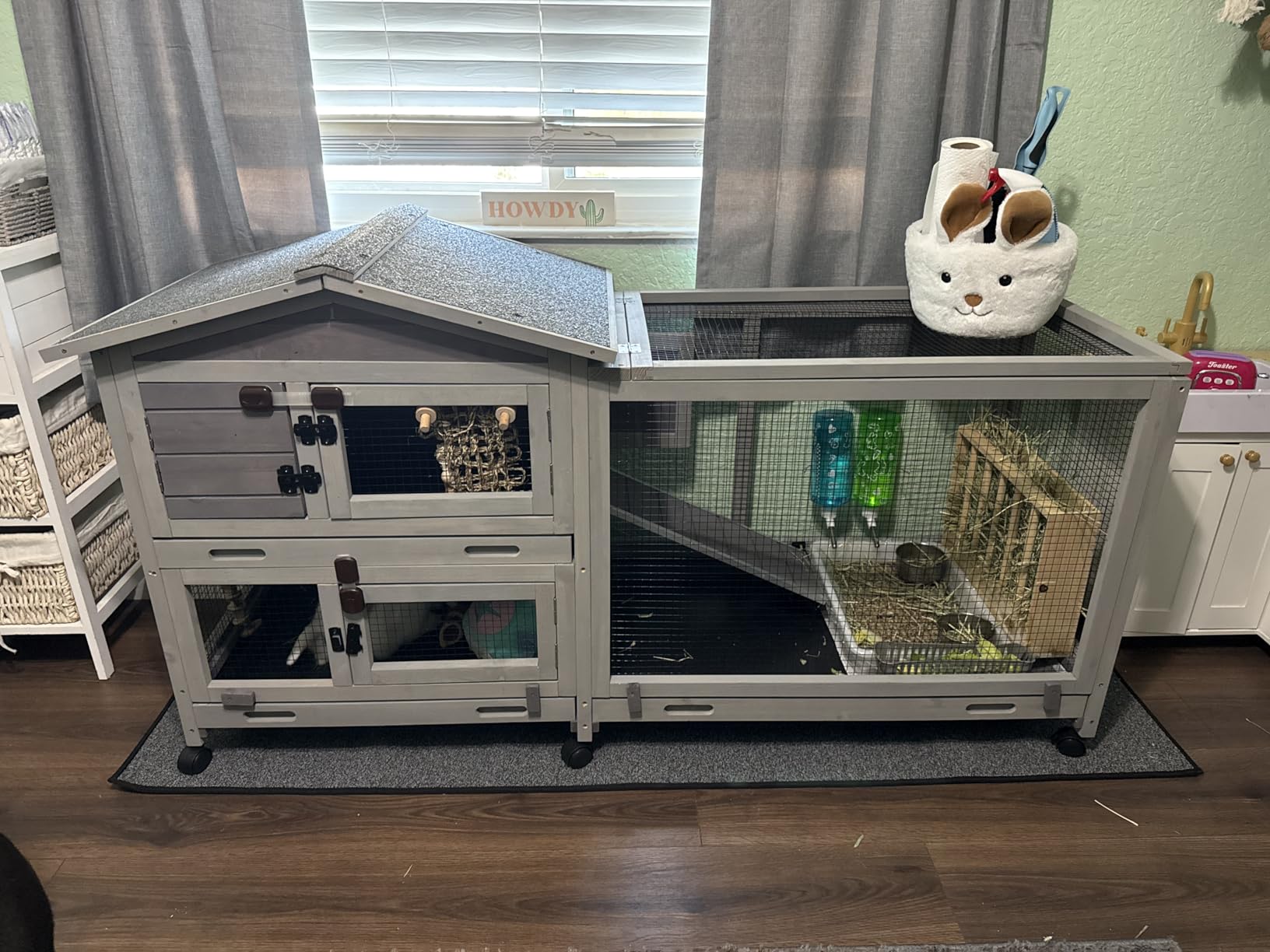 Aivituvin Rabbit Hutch Outdoor Indoor Rabbit Cage Chikcen Coop with Casters Guinea Pig Cage with 3 Deep No Leakage Pull Out Tray,Waterproof Roof customer photo 1