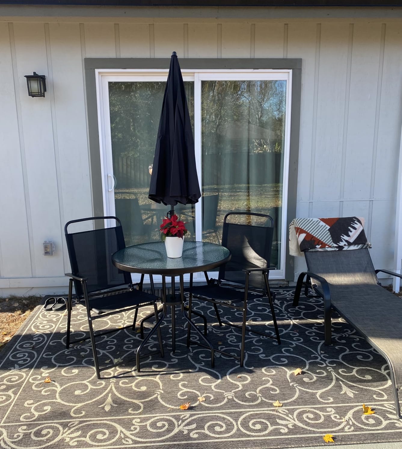 Vongrasig 6 Piece Folding Patio Dining Set,Small Metal Outdoor Garden Patio Table and Chair Set w/Umbrella for Lawn,Deck,Backyard,Black customer photo 2