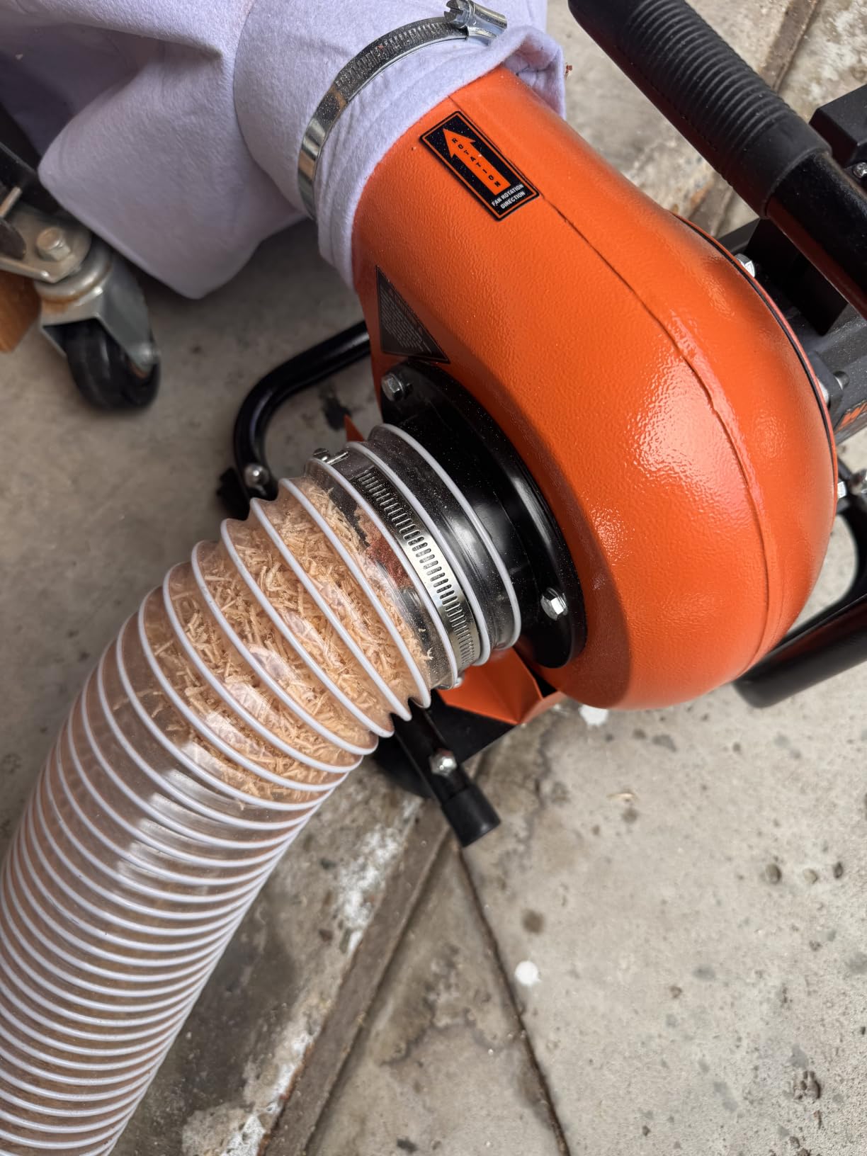 WEN Woodworking Dust Collector, 5.7-Amp Motor with 12-Gallon Bag, Mobile Base, and Optional Wall Mount (DC3401) customer photo 1