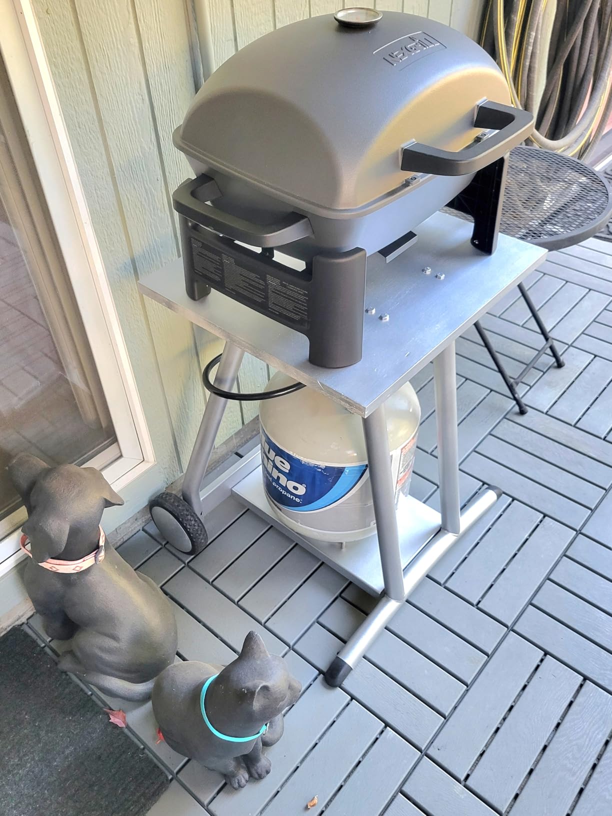 Nexgrill Tabletop 1 Burner Gas Grill, Compact with Cast Aluminum Frame customer photo 2
