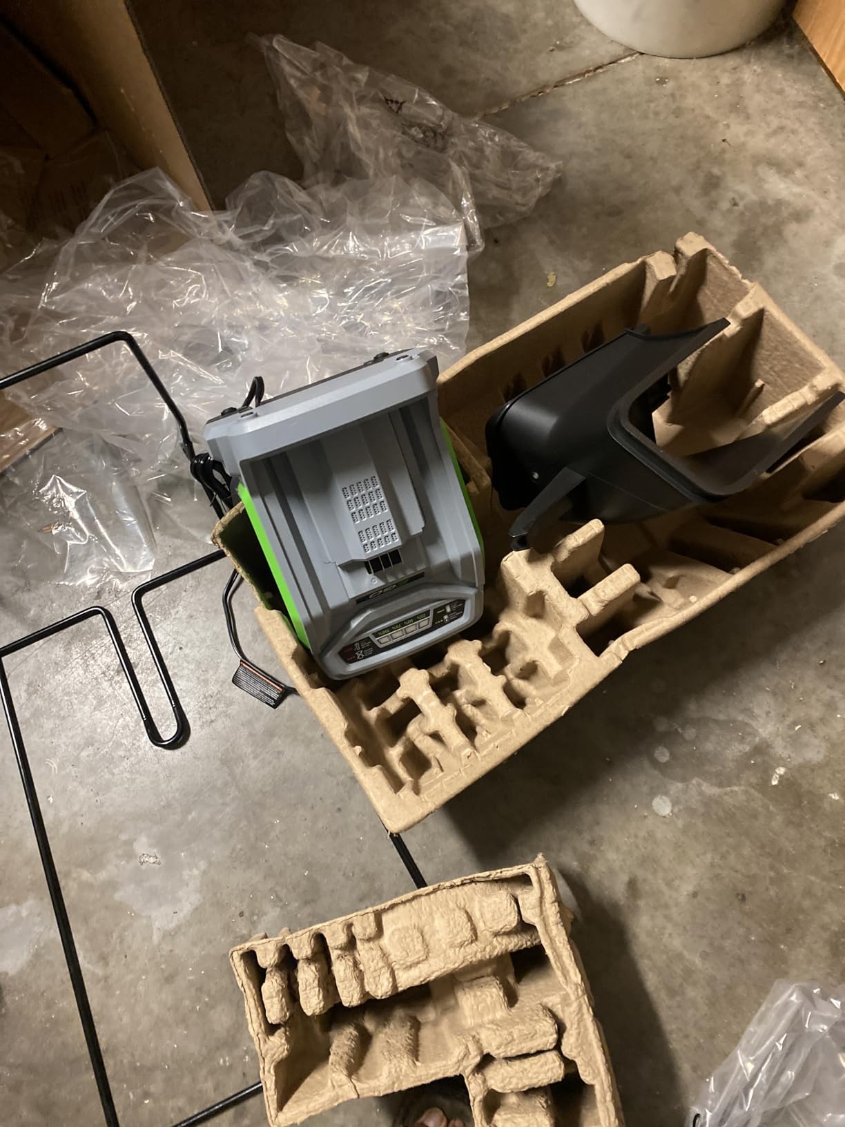 EGO Power+ Electric Lawn Mower, Self-Propelled Cordless with Touch Drive, Includes 56V 7.5Ah Battery and Rapid Charger – LM2125SP customer photo 1