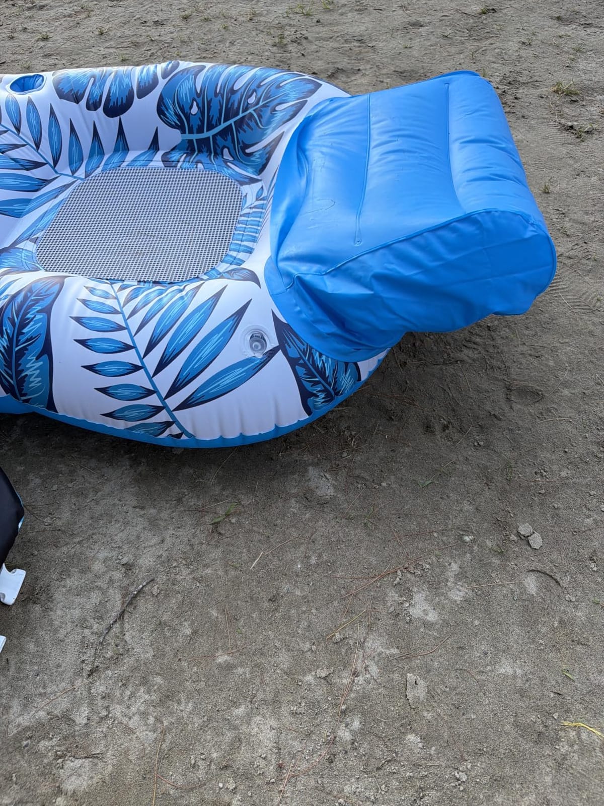 Jasonwell Inflatable Pool Float Adult - Pool Floaties Lounger Floats Raft Floating Chair Water Floaties for Swimming Pool Lake Lounge Float with Cup Holders Beach Pools Party Toys for Adults customer photo 1
