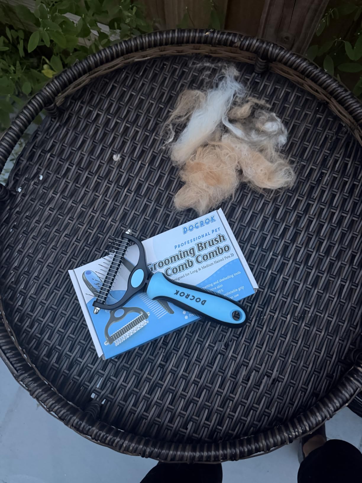 Docrok Pet Grooming Combo - Blue Deshedding Brush with Metal Comb for Detangling and Dematting Long, Matted Fur on Cats and Dogs customer photo 2