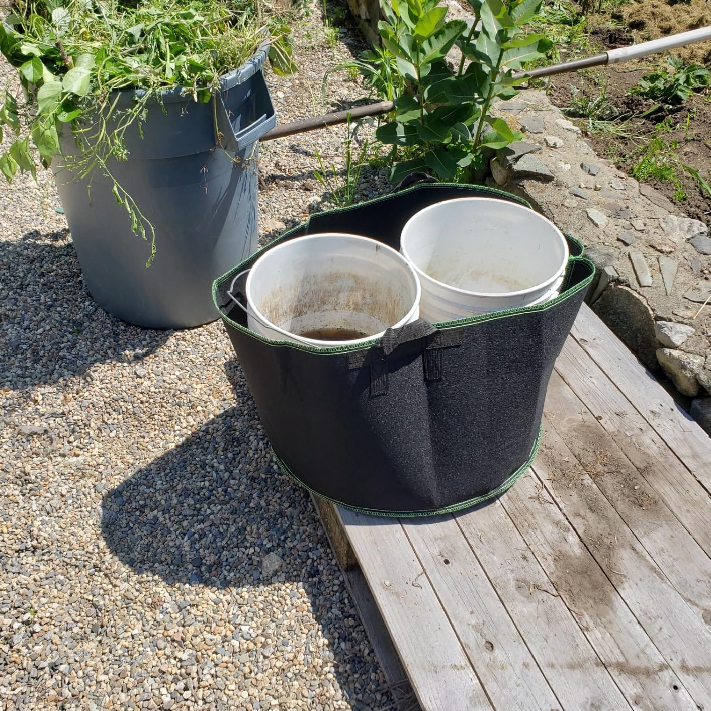Niurui Fabric Raised Garden Bed 128 Gallon 8 Holes Rectangle 400G Thick Nonwoven Gardening Grow Bags Planting Container for Growing Herbs, Flowers and Vegetables,Black 6x3x1ft customer photo 1