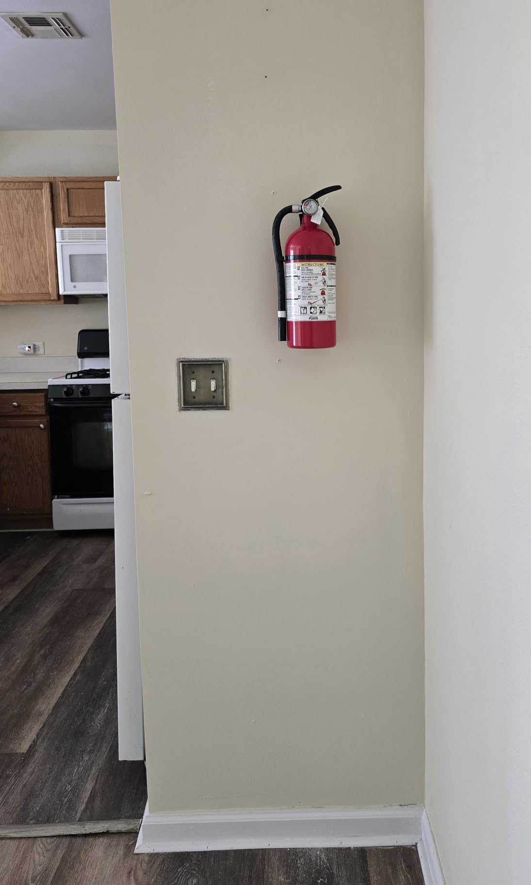 Kidde Full Home Fire Extinguisher, 3-A:40-B:C, KD176-340ABC customer photo 1