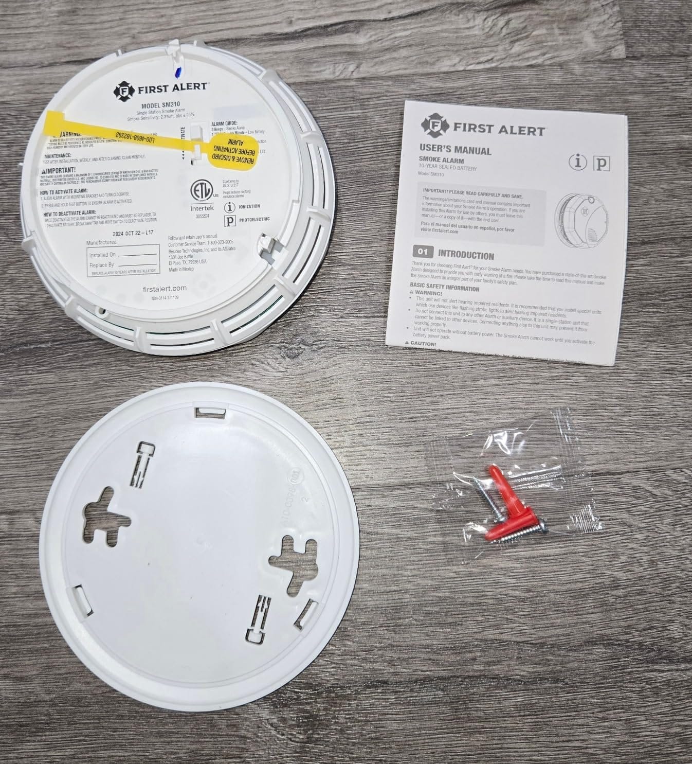 First Alert 10-Year Battery Smoke Alarm, Dual Sensor customer photo 1